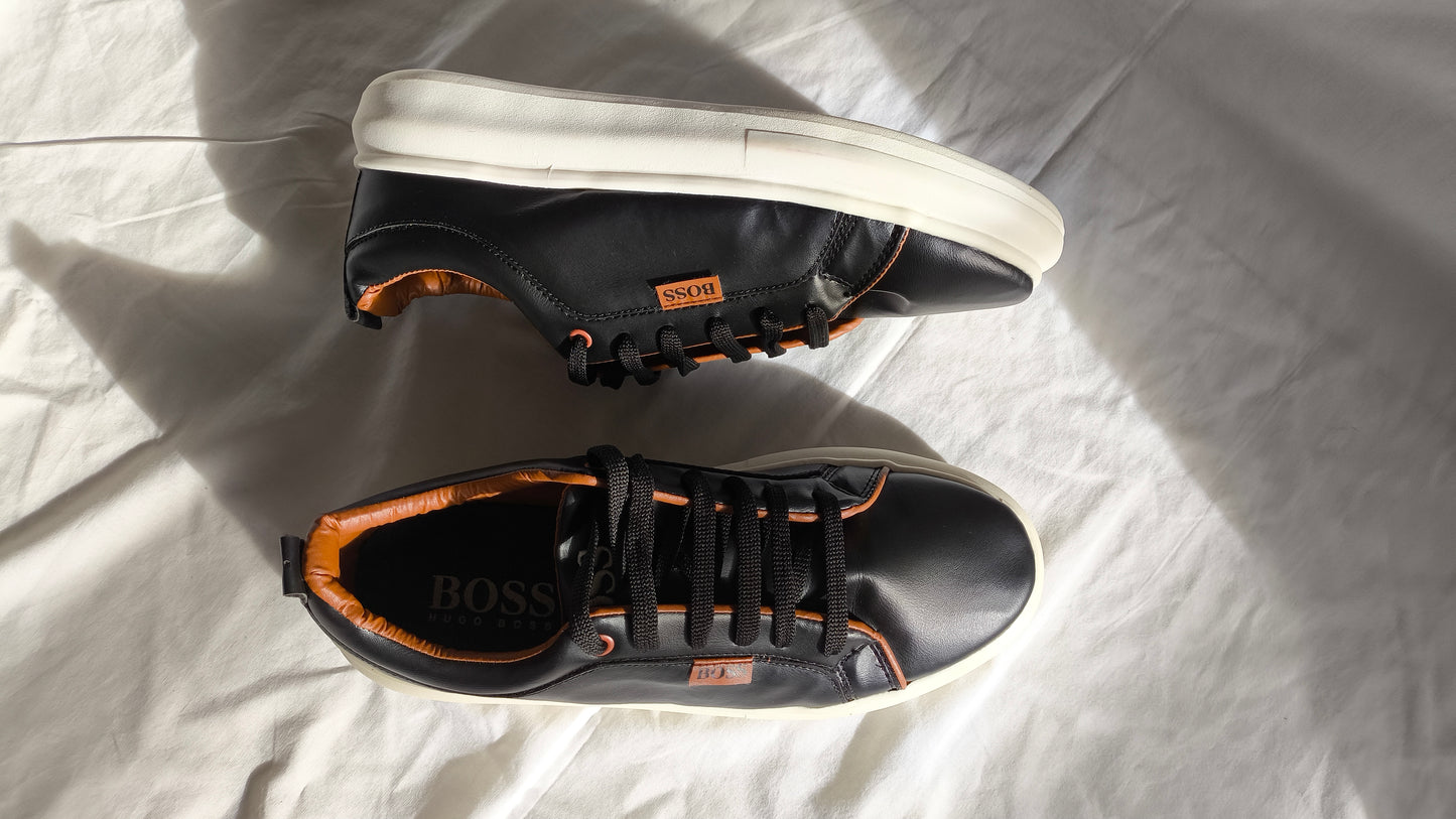 Boss Leather Black