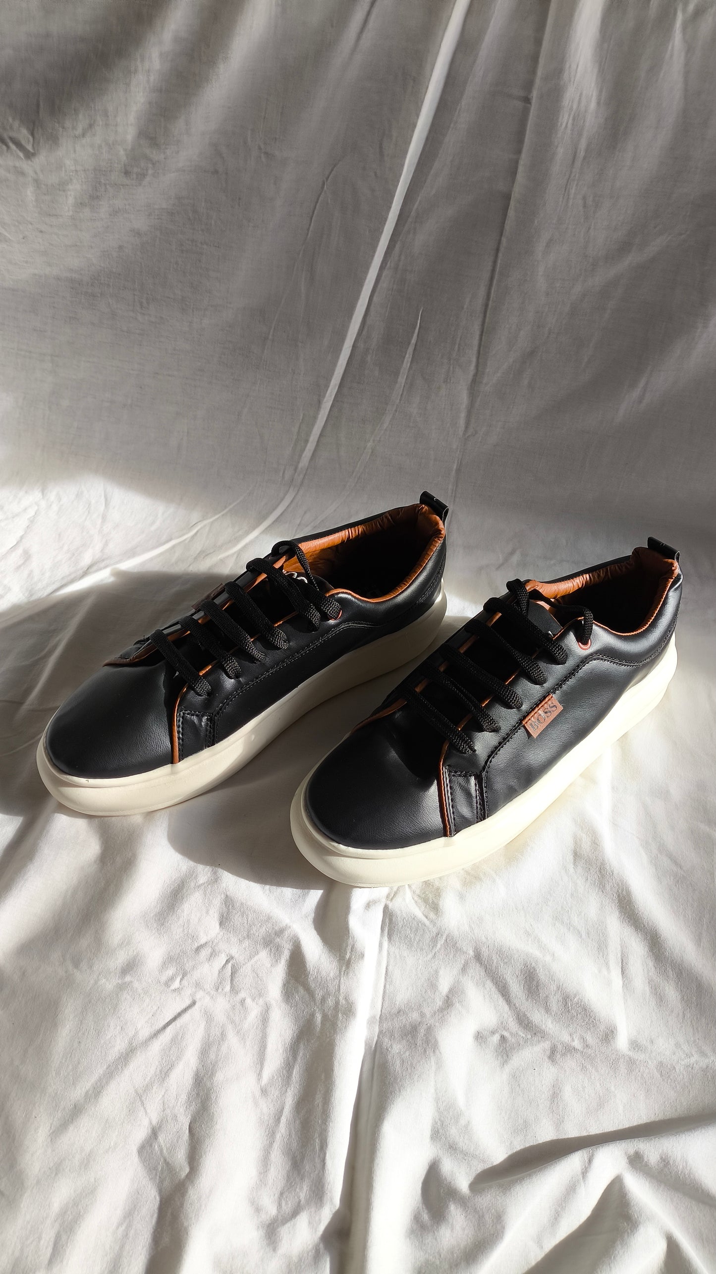 Boss Leather Black