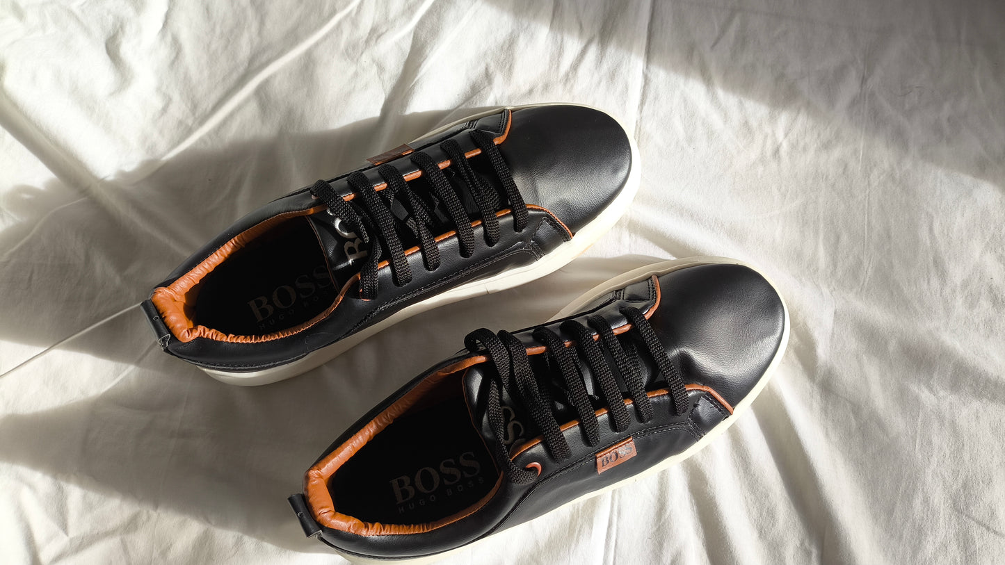 Boss Leather Black