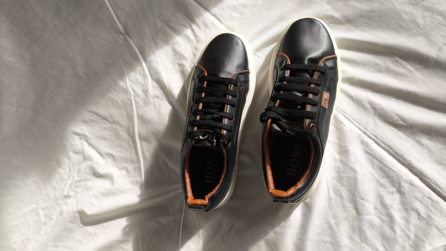 Boss Leather Black