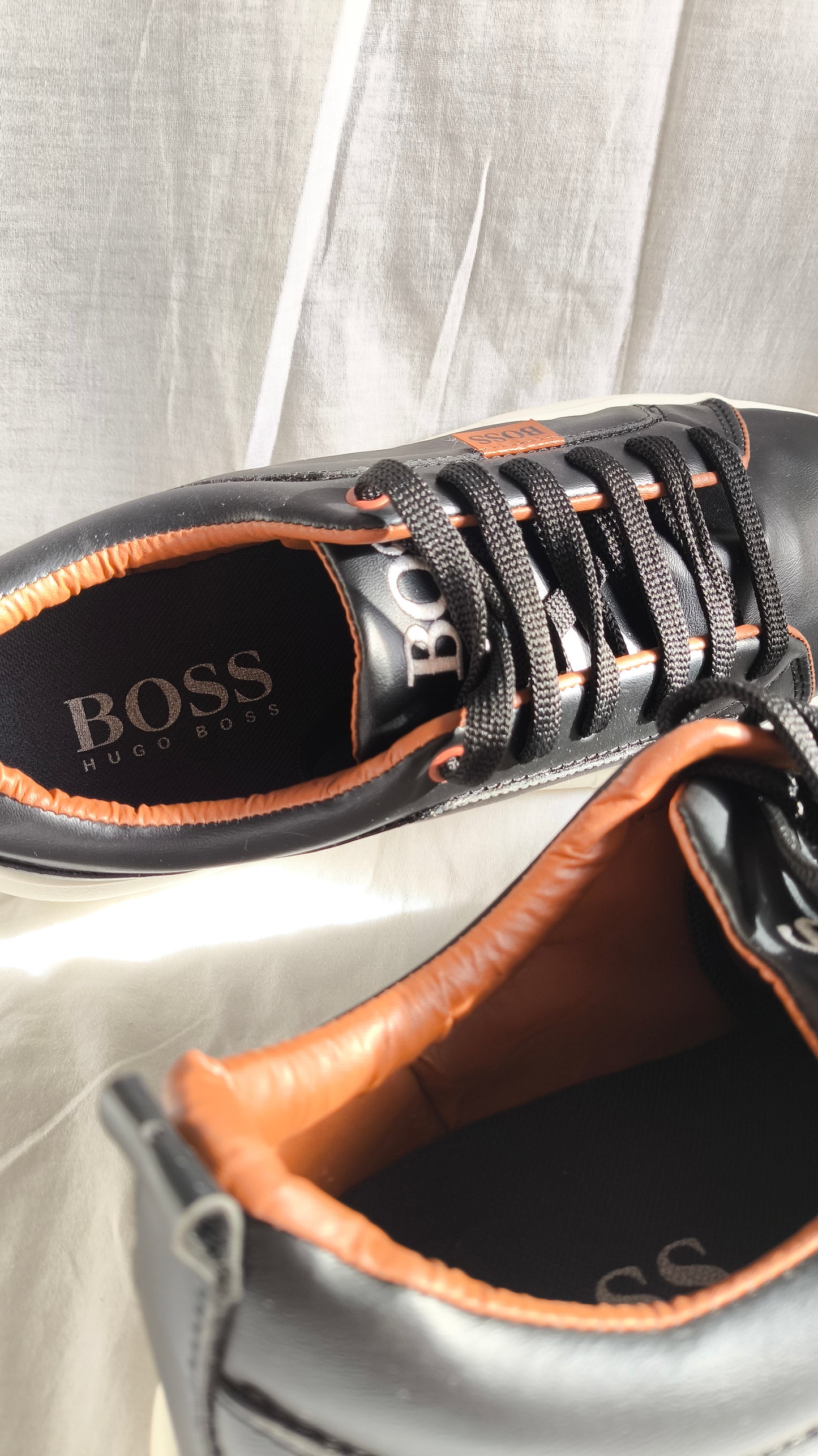 Boss Leather Black