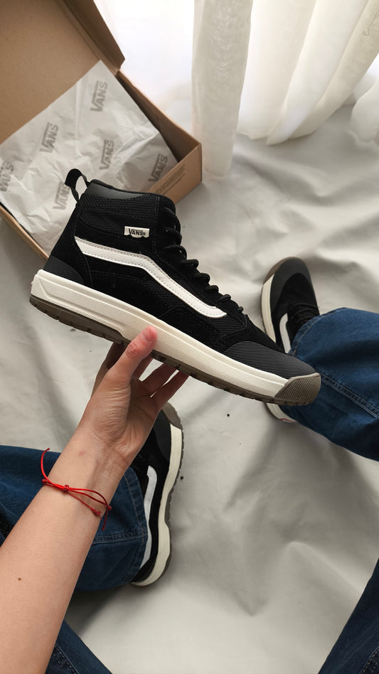 Vans Ultra Range EXO HI