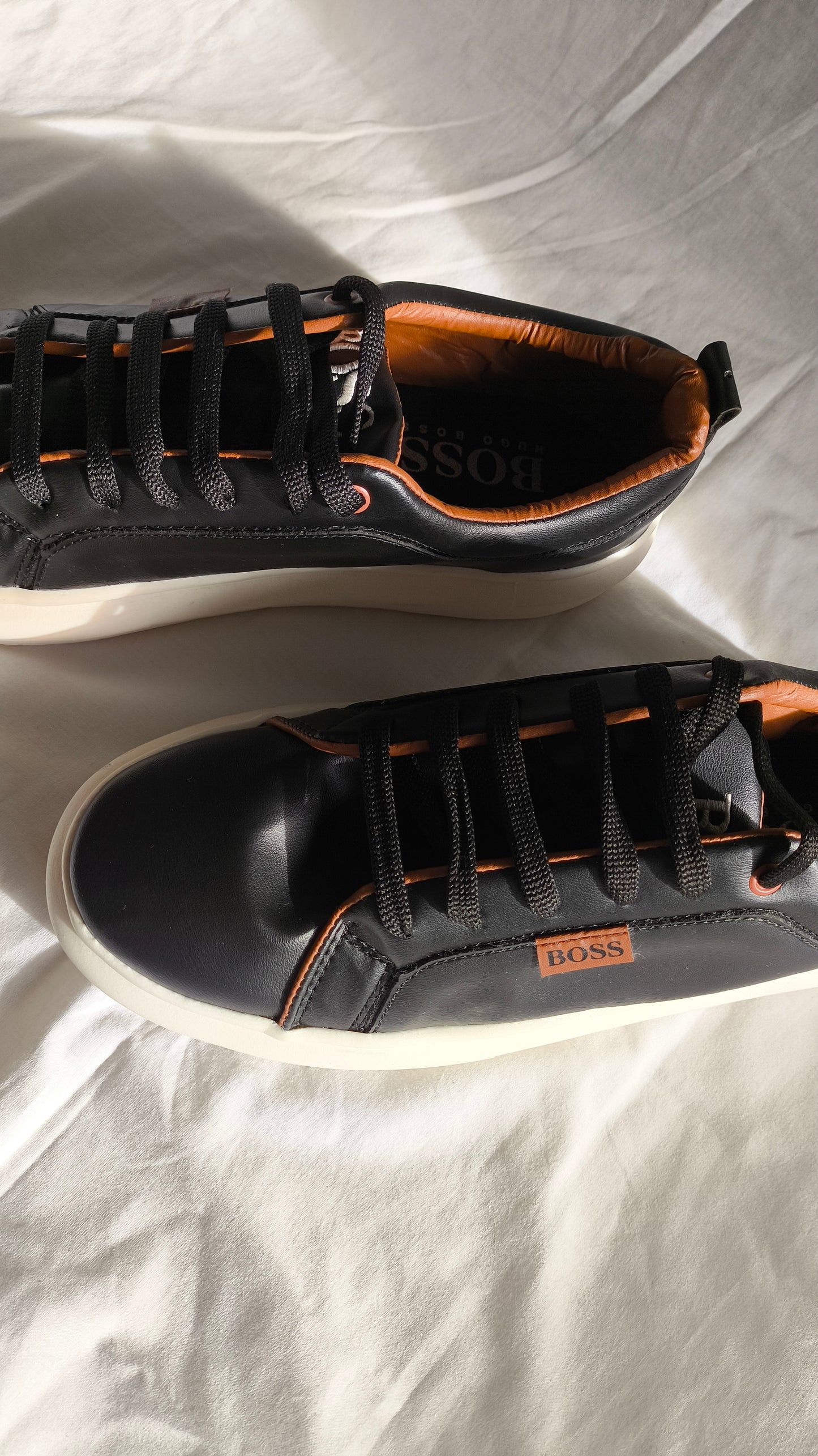 Boss Leather Black