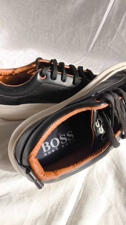 Boss Leather Black