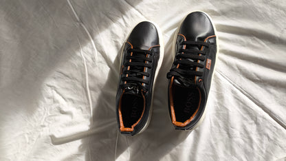 Boss Leather Black
