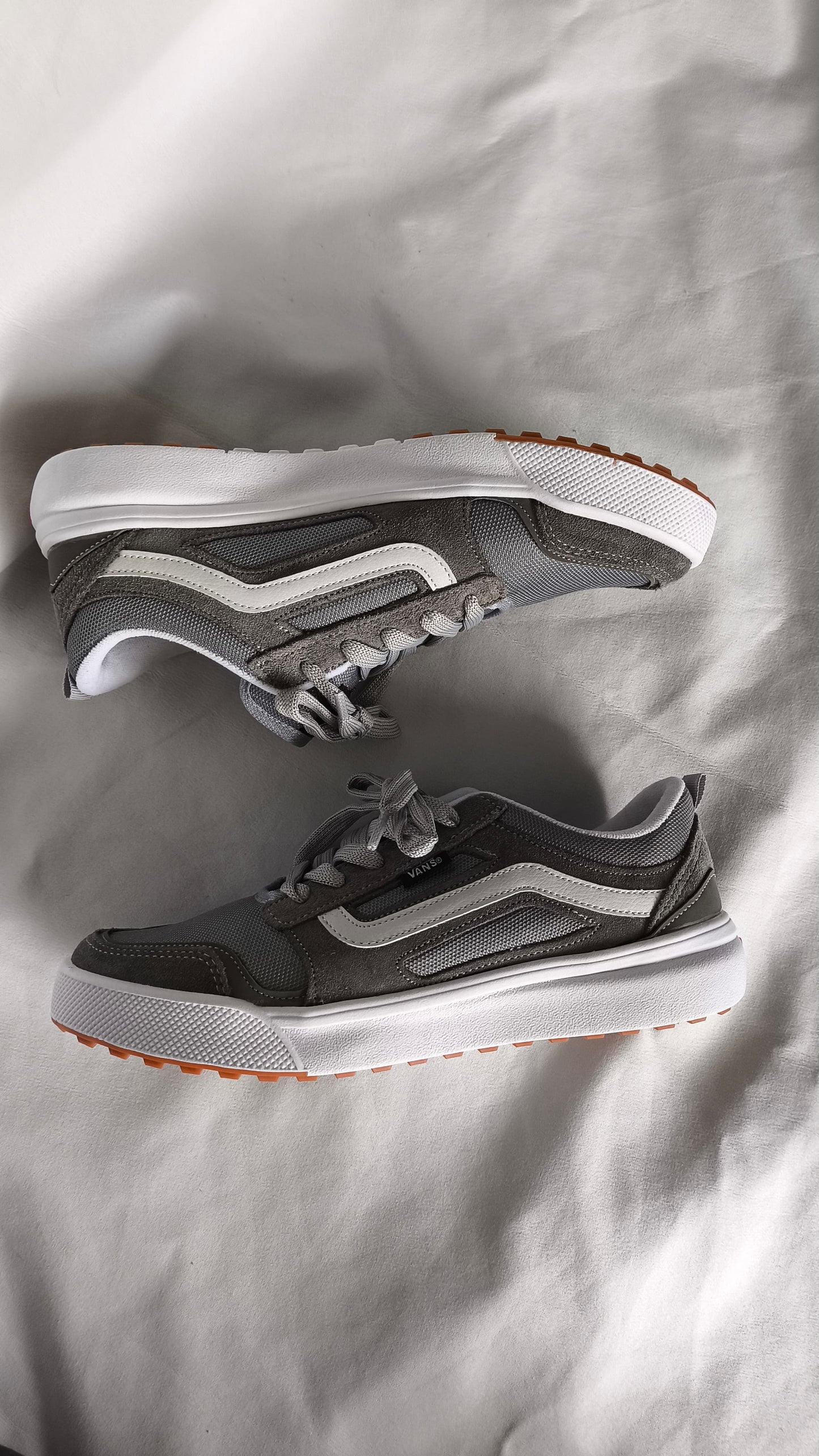 Vans Ultra Range Silver Edition