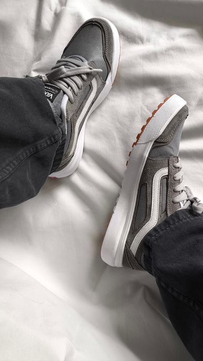 Vans Ultra Range Silver Edition