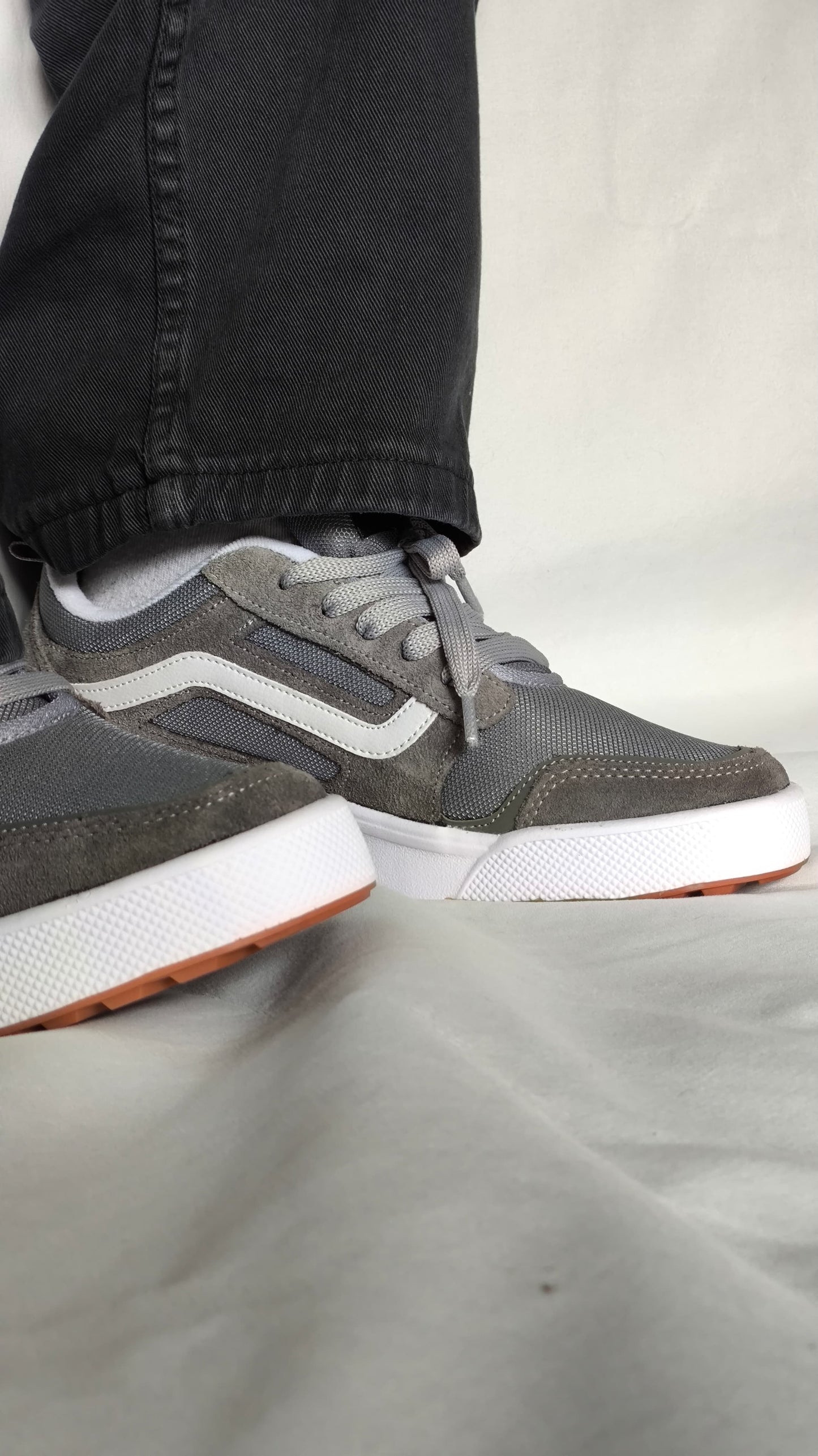 Vans Ultra Range Silver Edition